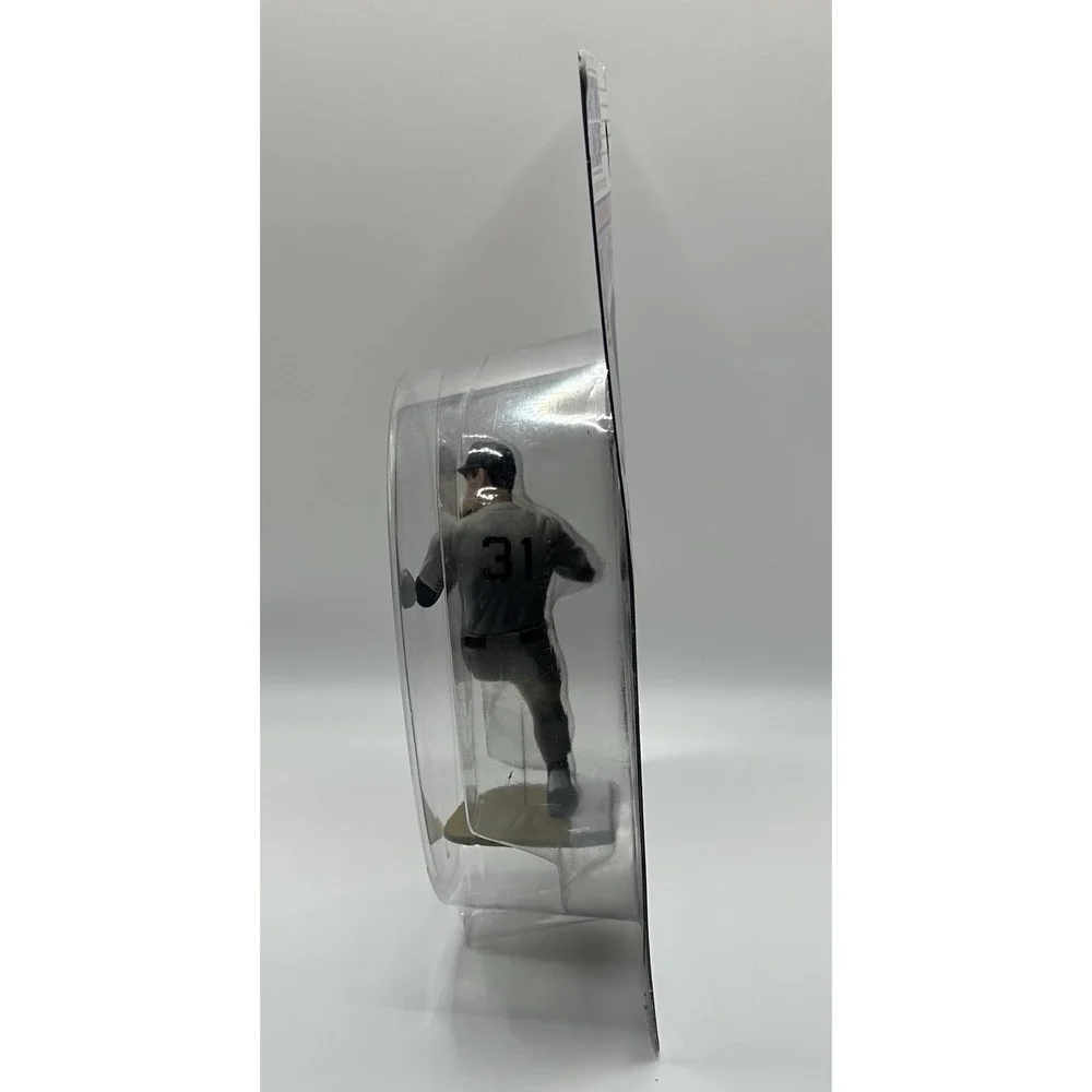 Hoyt Wilhelm 1997 Starting Lineup Cooperstown Collection Chicago White Sox